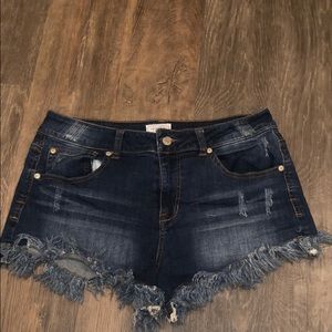 Celebrity pink jean shorts